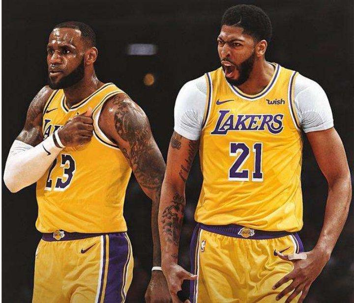 火箭vs雷霆直播，一场精彩绝伦的NBA对决